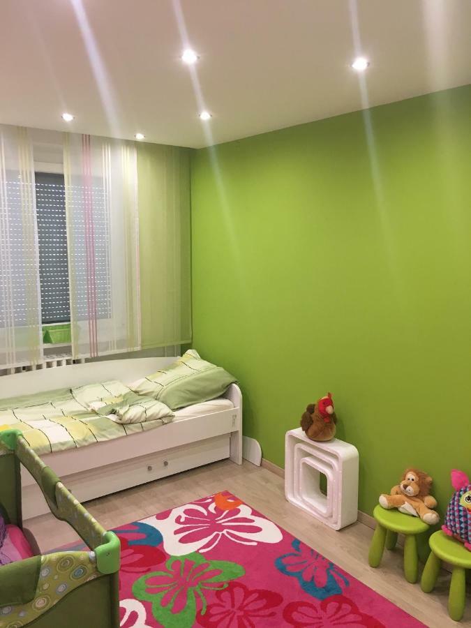 Igenyes Lakas Apartment Szeged Luaran gambar